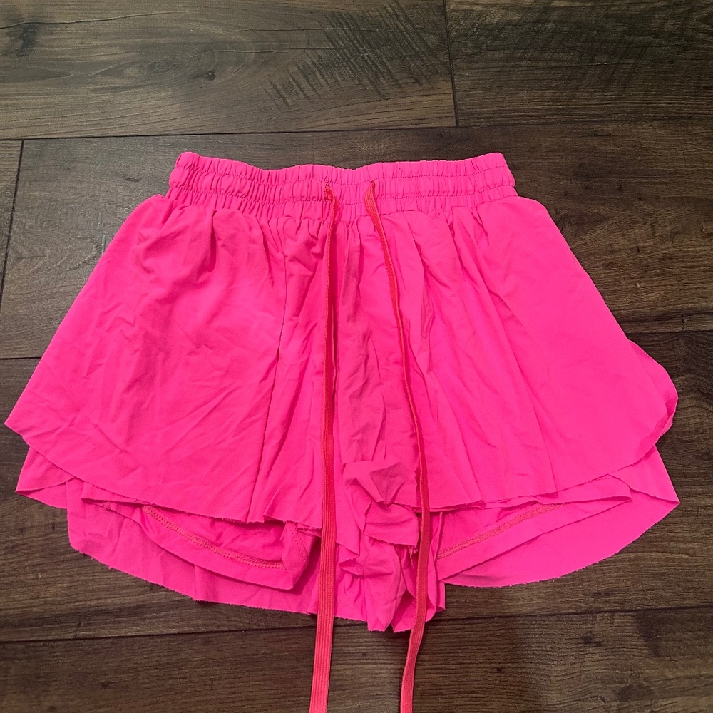 Viral Amazon Hot Pink Women’s Butterfly Shorts Size XS